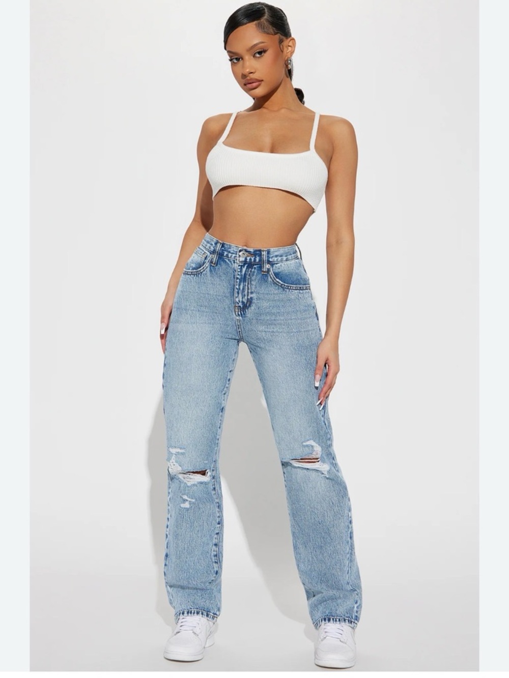 Fashion Nova Women’s Non Stretch Ripped Straight Leg Jeans  Distressed Jeans